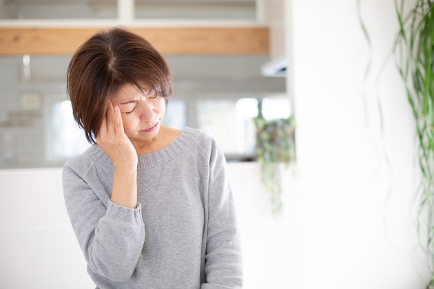 女性に多い片頭痛　痛み方の特徴とは？